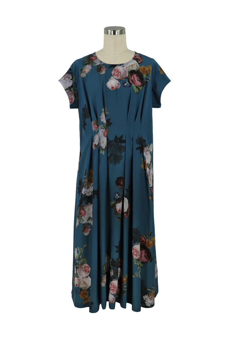 IKUKO 花柄ワンピース グレー/ブラック　中古品 IKUKO 花柄ワンピース グレー/ブラック 中古品 IKUKO 花柄