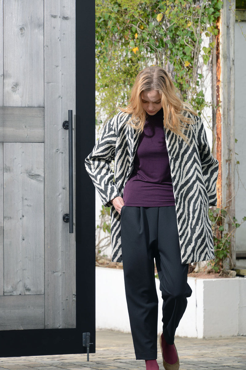 ESCADA ゼブラ柄 ピーコート 46 ESCADA ゼブラ柄 ピーコート 46